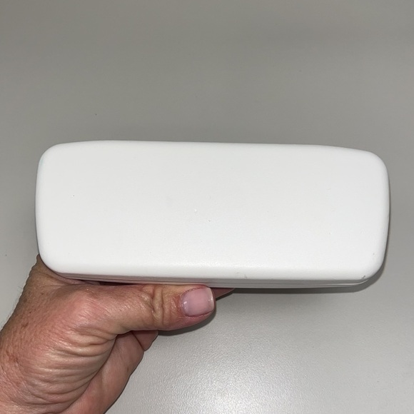 Calvin Klein Sunglass or eye glass hard case - Picture 4 of 6